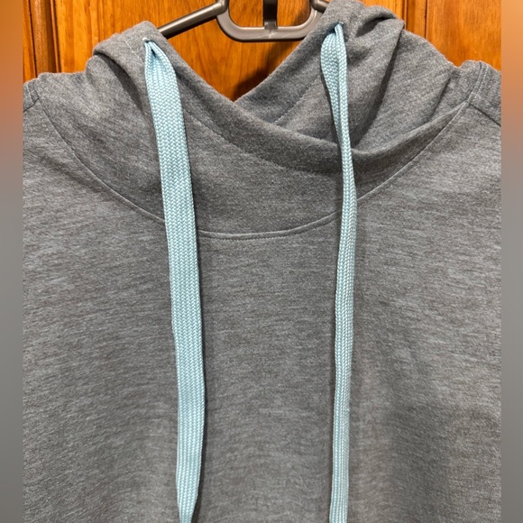 Under Armour Nimbus Blue Expanse Specialist Hoodie- size small - Picture 10 of 13
